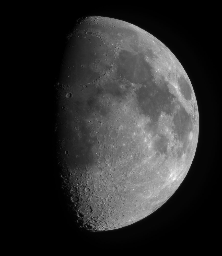 Moon_211326_lapl3_ap3735.jpg