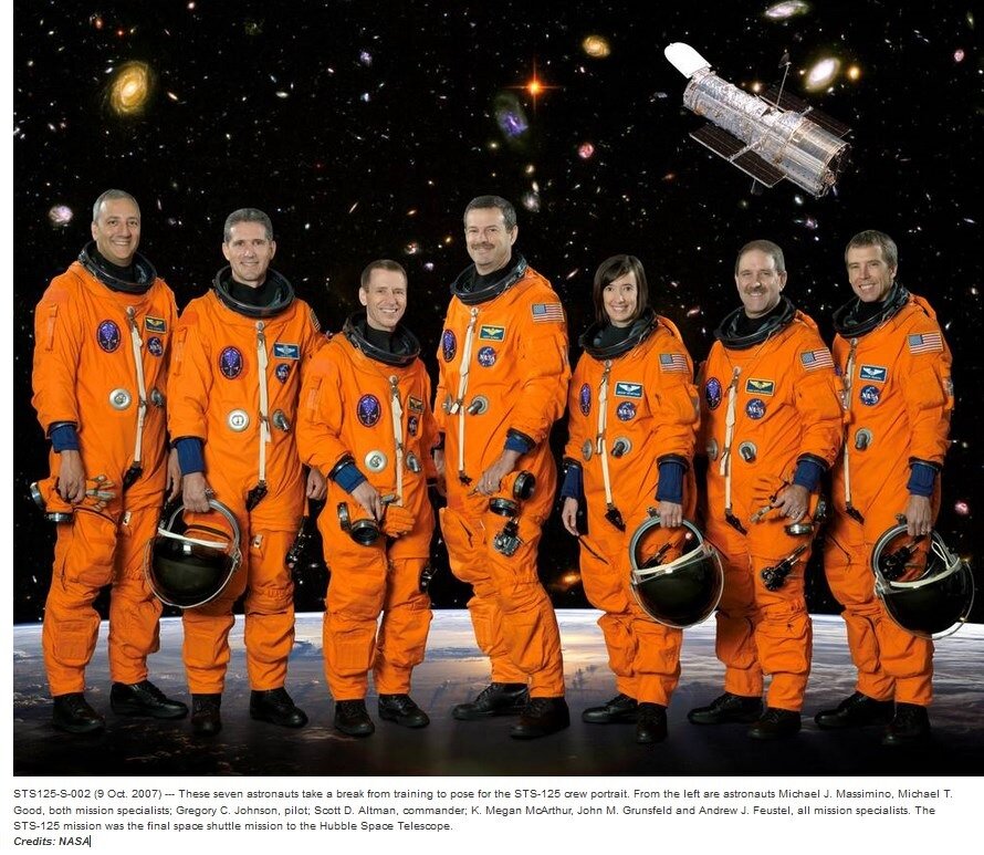 1519187604_servicingmission4Hubble(mai2009Atlantis).jpg.889f83dce1b7753d47948d39d138fe1f.jpg
