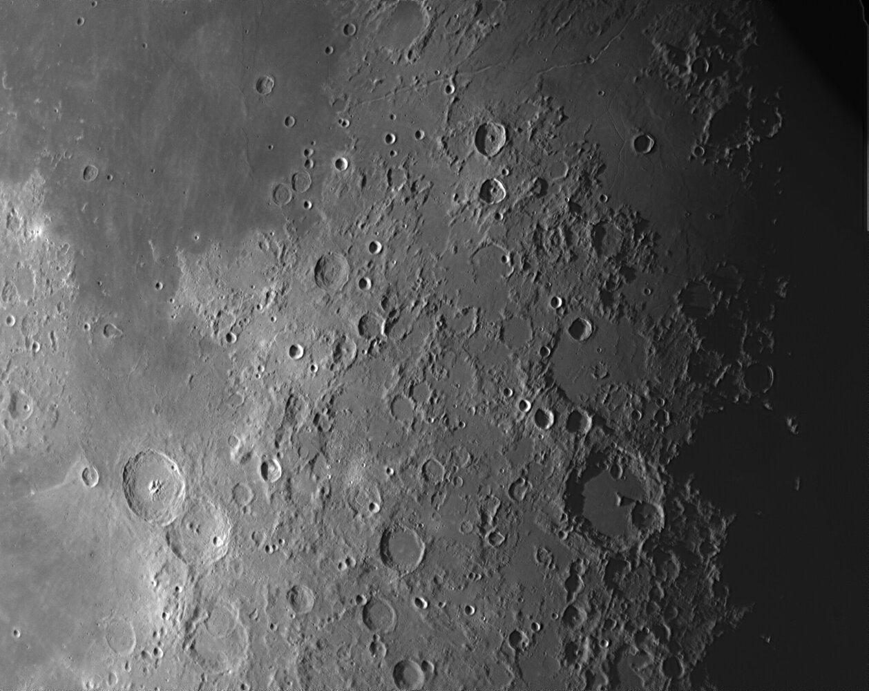 Moon_212446_lapl4_ap56_2.thumb.jpg.d059b40efeb8eab8588a89eff22ca515.jpg