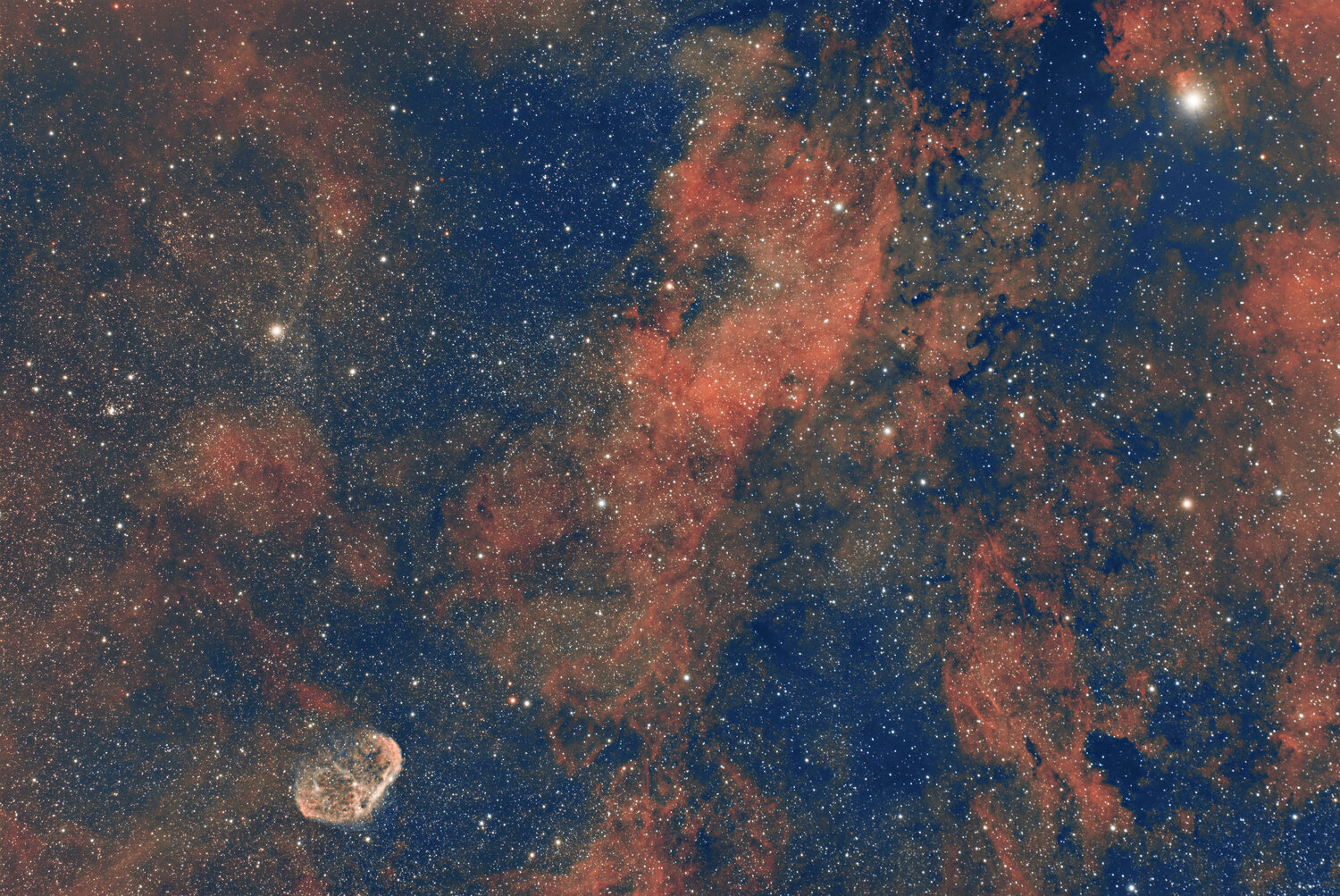1484047751_NGC6888-Drme2021-FSQreduc-NBZ-17x300sec.jpg