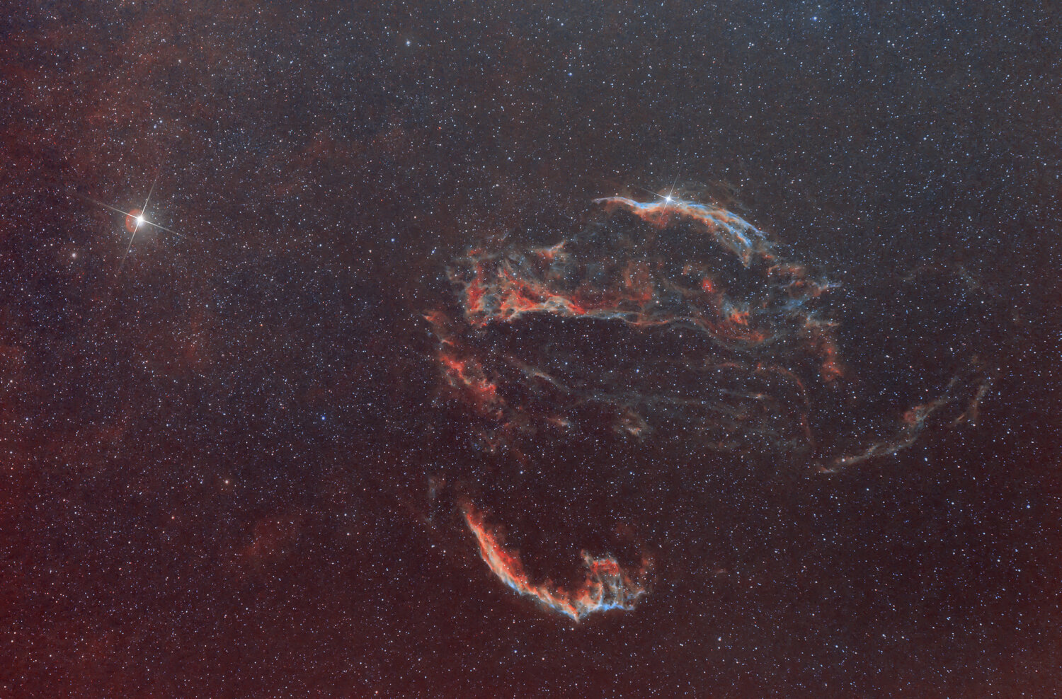 VEIL NEBULA rvb_hoo (3) niveau+raw.jpg