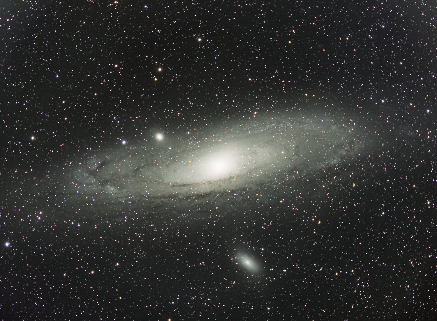 M31-LRGB-Pix-finale.thumb.jpg.a22ee5713bf907018e91e7df36cc89e6.jpg