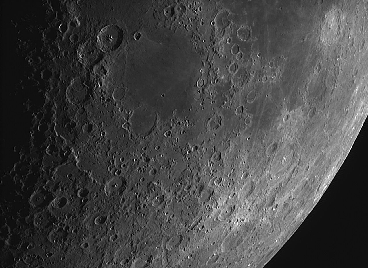 180443_120921_Moon.jpg.e864b84d2be81b968931f4aacf42d7ae.jpg