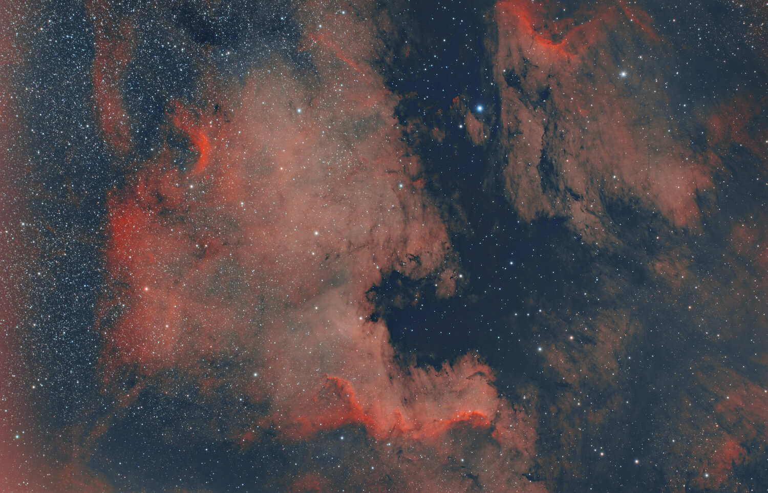1821354388_NGC7000-Berche-FSQreduc-NBZ-104x300sec.jpg