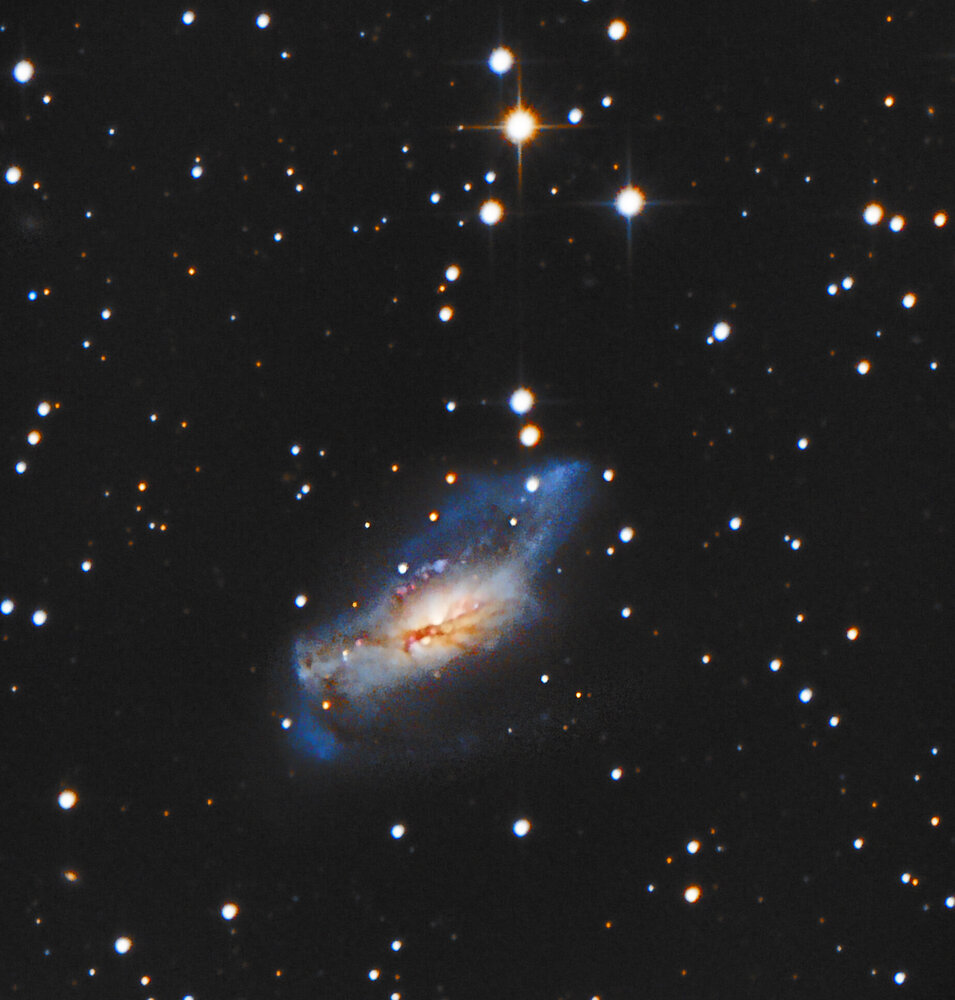 recadrage-ngc 2146- drizzle.jpg