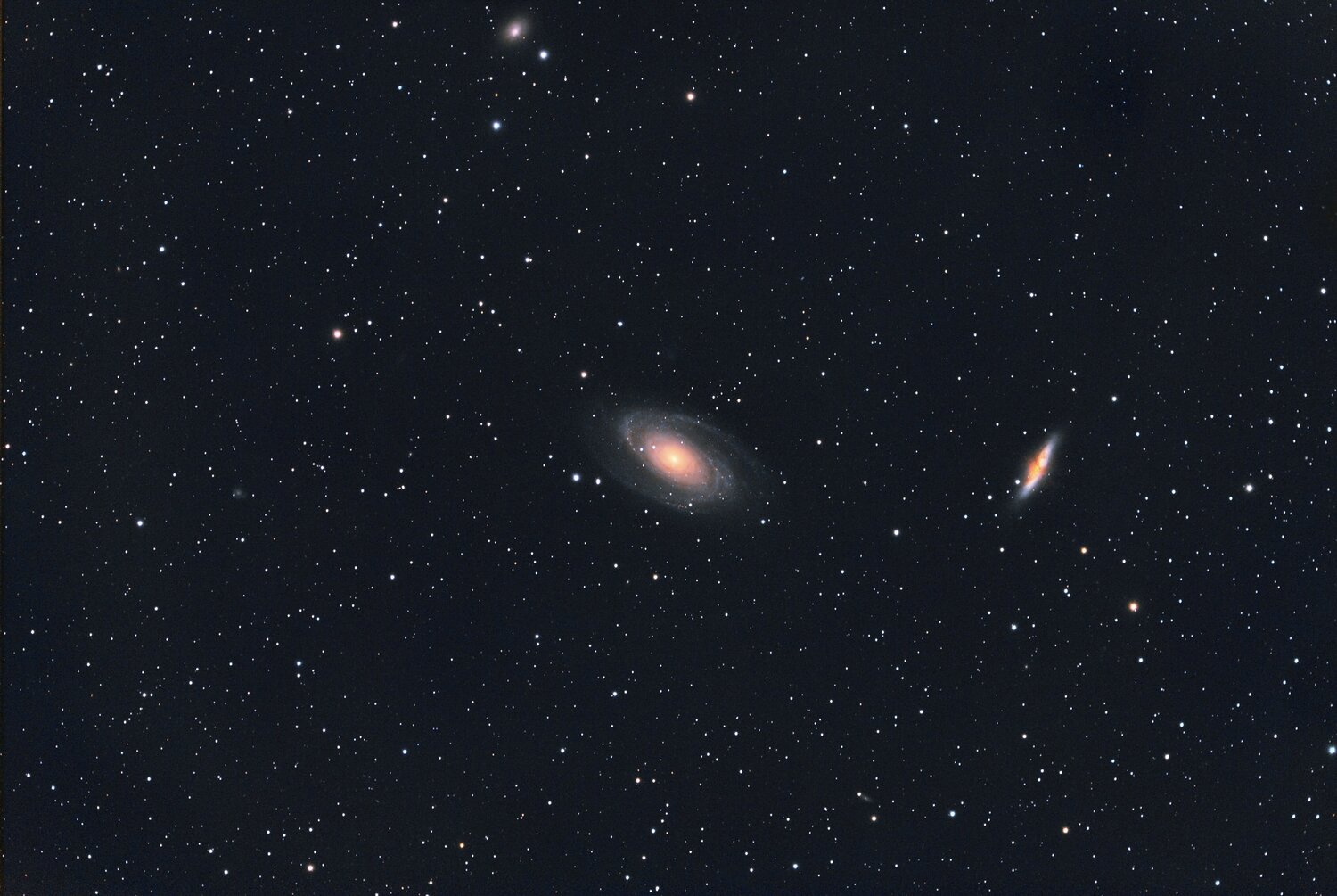 61a92585c0b77_M81-M82_RGB-siril-Pixfinale.jpg.3753aff83028a0a54b233b89b5056c25-01.thumb.jpeg.fcb65455da6c25355b766cb63b183d5d.jpeg