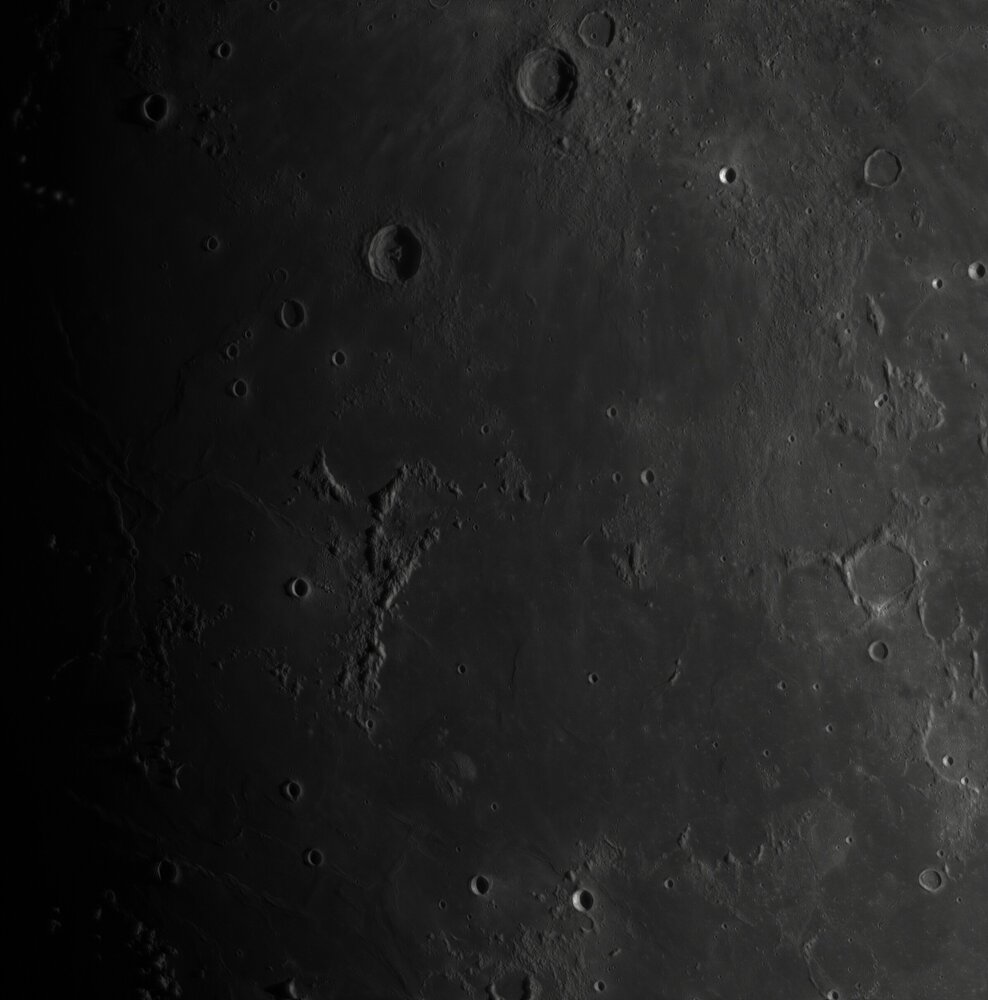 1501756493_2022-02-11-1901_6-RGB-Moon_ZWOASI290MM_AS_F250_lapl6_ap648_stitch-6-ai.thumb.jpg.65a8170183697980aaf93d257fbbb7fa.jpg
