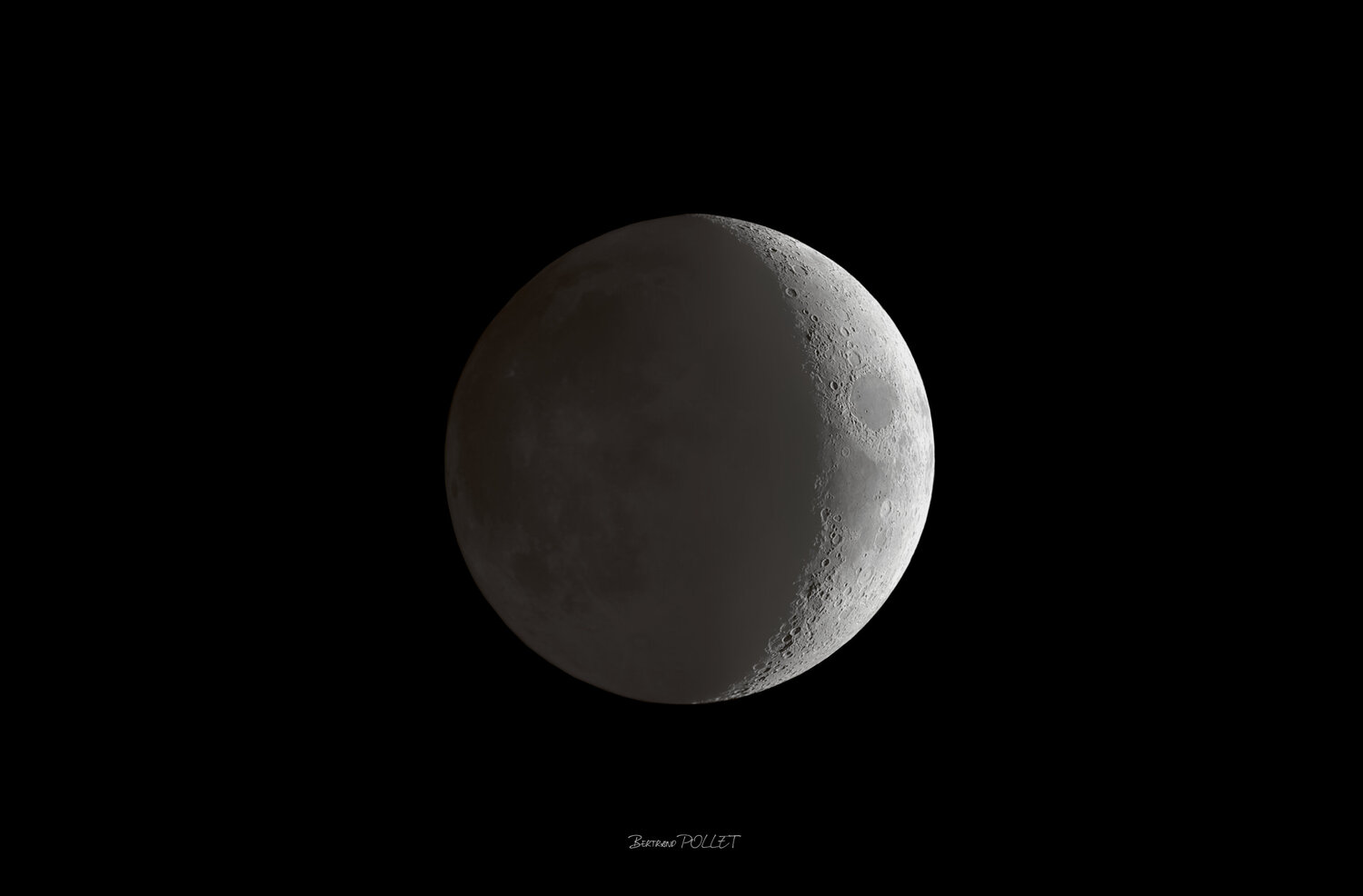 2022-02-05_Lune-HDR-cendrée-signature.jpg