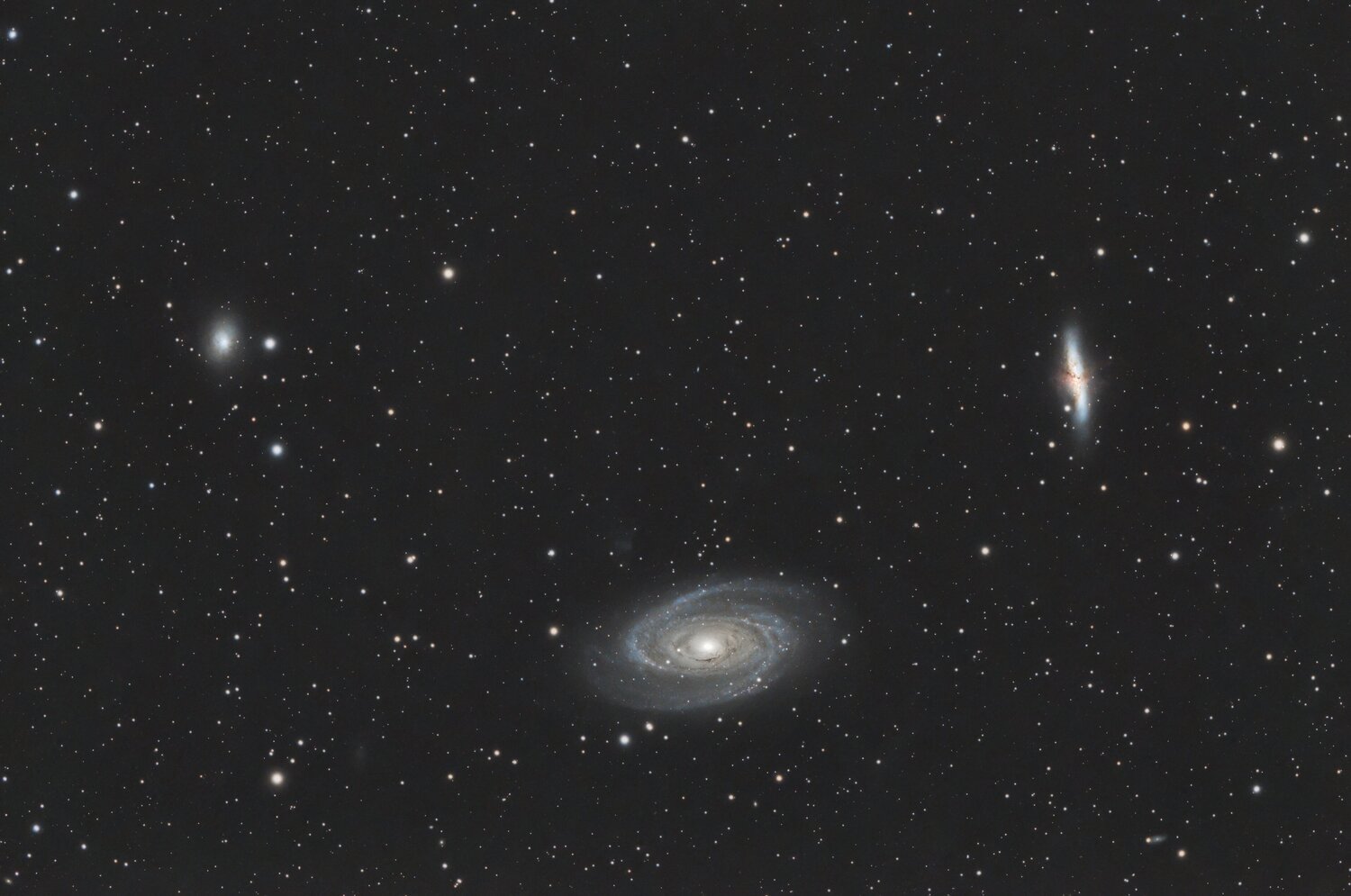 M81-M82.thumb.jpg.4fd2e9f60ad7b4d9ad8414a18424d48e.jpg