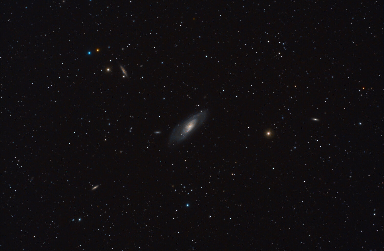M106-Solemont-71x180sec.jpg
