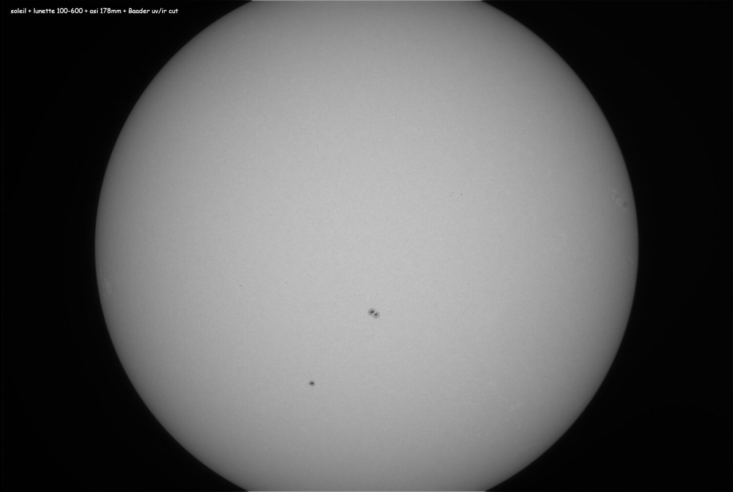 1 2022-05-31Z soleil + lunette + baader.jpg