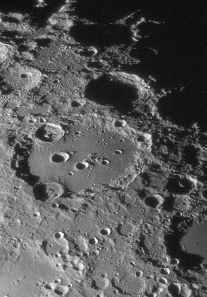 Clavius.thumb.jpg.ae2052dff7d8e3098d8e58f325a0adfa.jpg