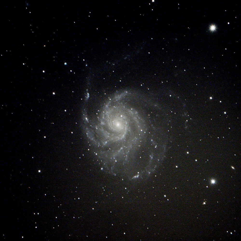 M101_ALS_Stack46__30.0s_Bin1_533MC_gain150_20220525-000042_12.9C_dark.jpg