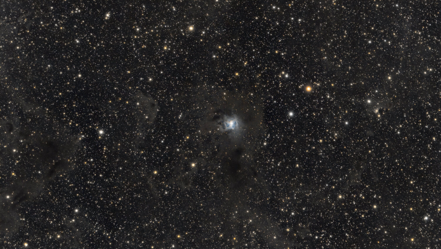 sans_dark_647_r_NGC_7023_stacked_.jpg