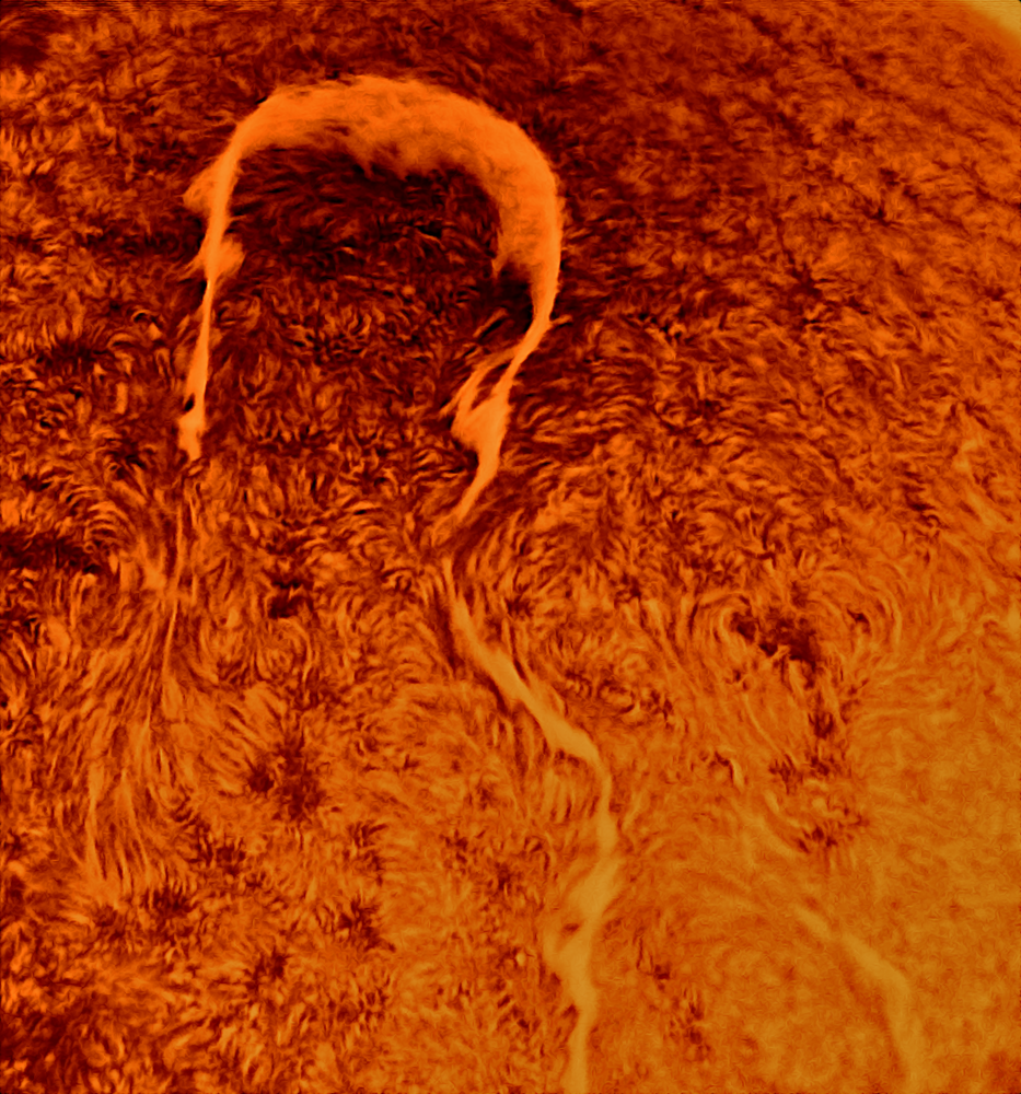 Boucle filamentaire solaire 02 octobre 2022.png