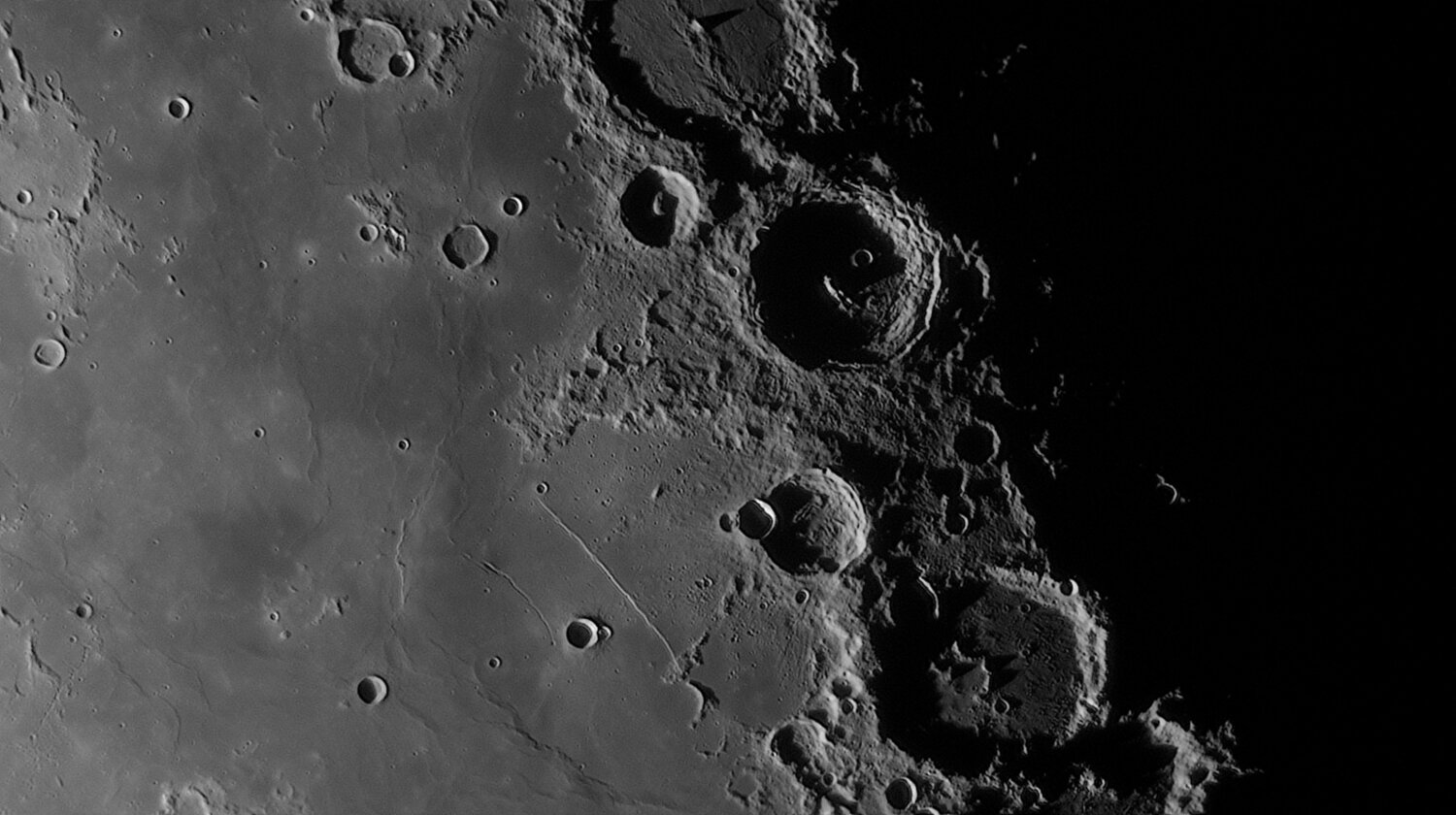 1215735178_2022-11-16-0532_9-IR-Moon_ZWOASI290MM_AS_F300_lapl5_ap316-ai.thumb.jpg.688b8314824ba4570d00330c5e869074.jpg