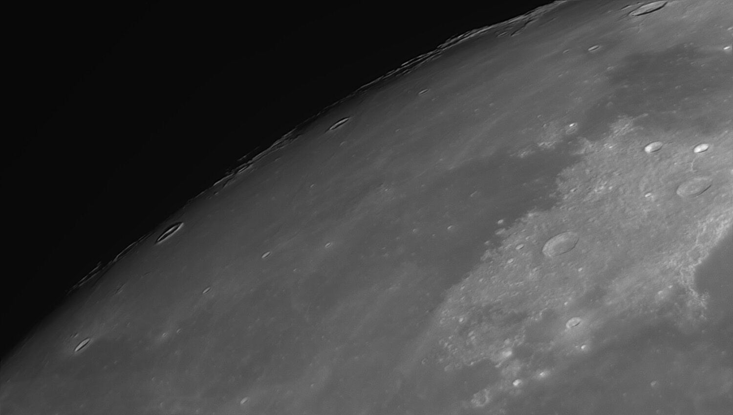 440788960_2022-11-07-1953_8-R-Moon_ZWOASI290MM_AS_P35_lapl5_ap364-ai.thumb.jpg.25ca834c58ffbbc38a87aa6de652be88.jpg