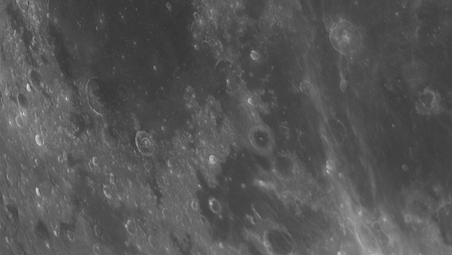 500582712_2022-11-07-1959_2-R-Moon_ZWOASI290MM_AS_P35_lapl5_ap503-ai.thumb.jpg.ab88c60b3a28e4edbf4cbd405ad96c03.jpg