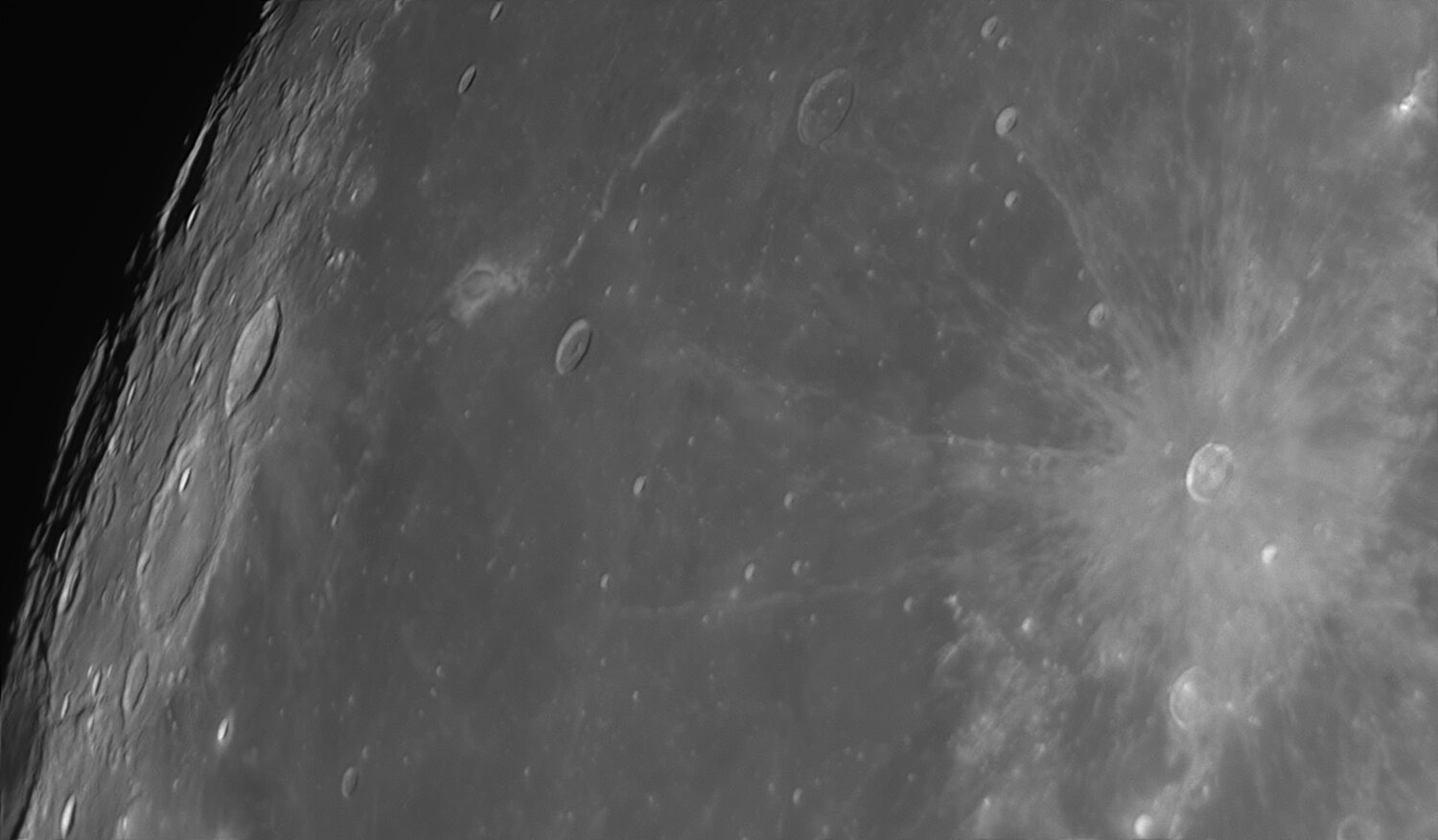 735458923_2022-11-07-1948_4-R-Moon_ZWOASI290MM_AS_P35_lapl5_ap432-ai.thumb.jpg.6c25b198ba6b970bd6b685b141da7f4b.jpg
