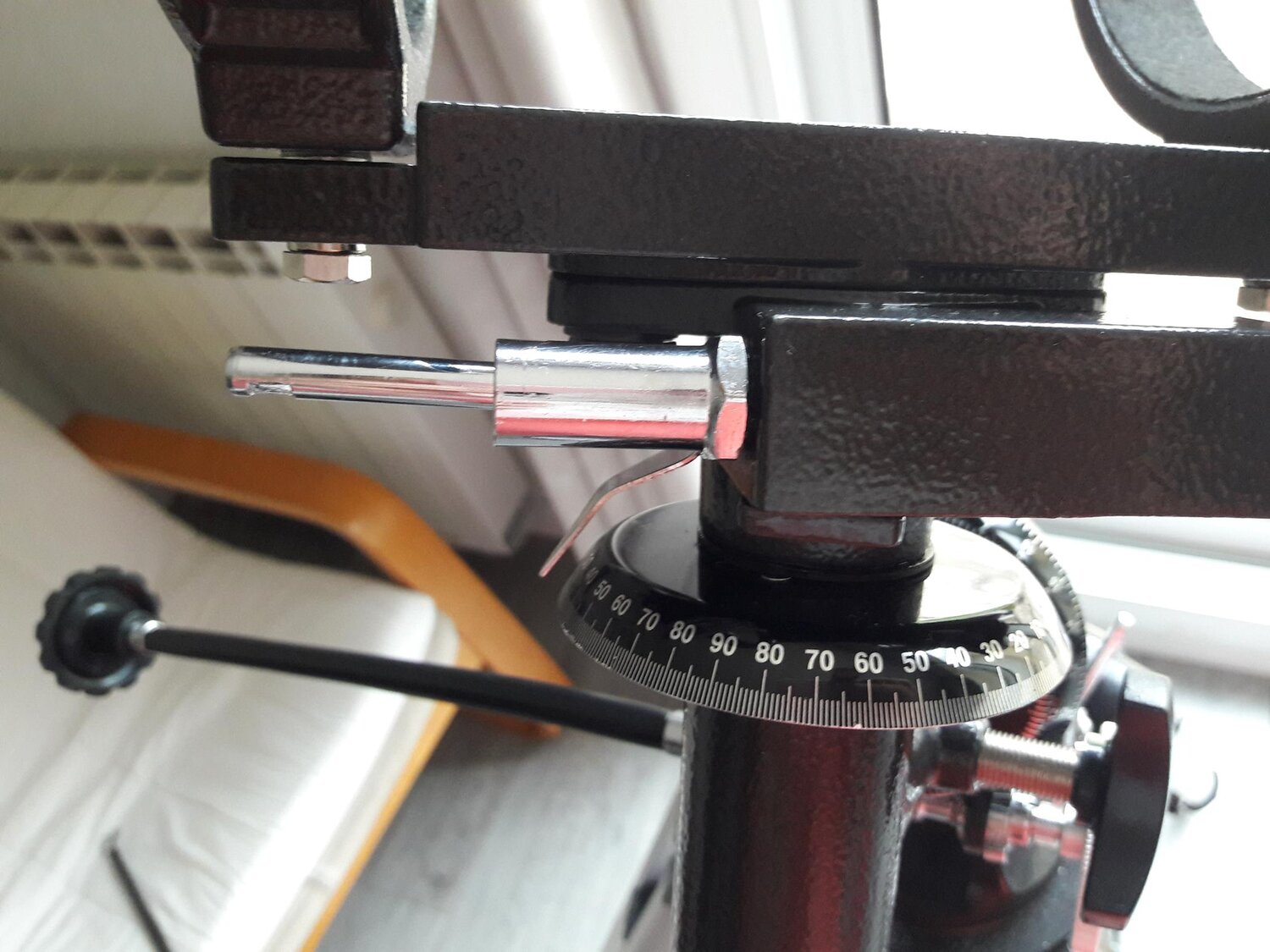 03_plat_en_bas_tige_en haut.jpg