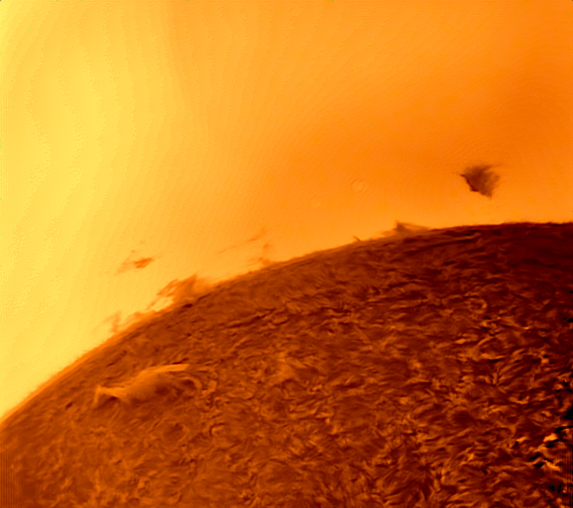 2022-12-26-1120_8-AC-IR-Sun_Halpha__100r_24T_645reg.png
