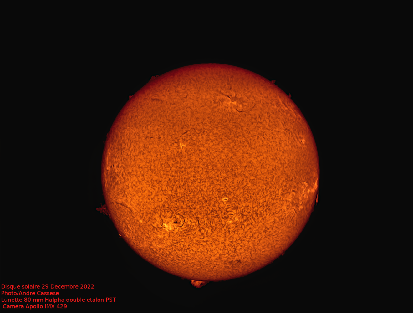 Soleil 29 decembre 2022 lunette 80mm double etalon PST.png