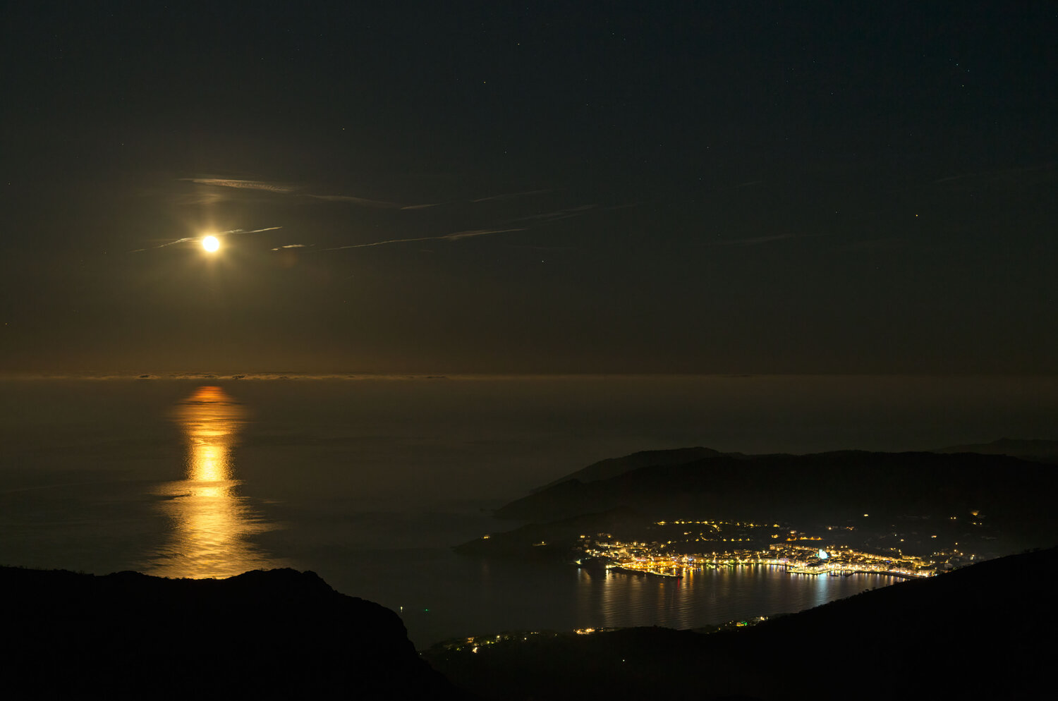 20211220185630_1.3s_1600iso_12 C.jpg