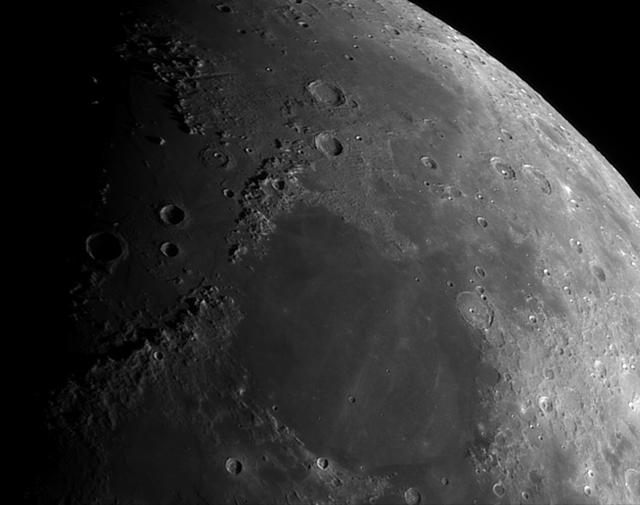 2023-05-27-2028_9-U-R-Moon.thumb.jpg.a3208e68f0b530ba352aa6d96996e674.jpg