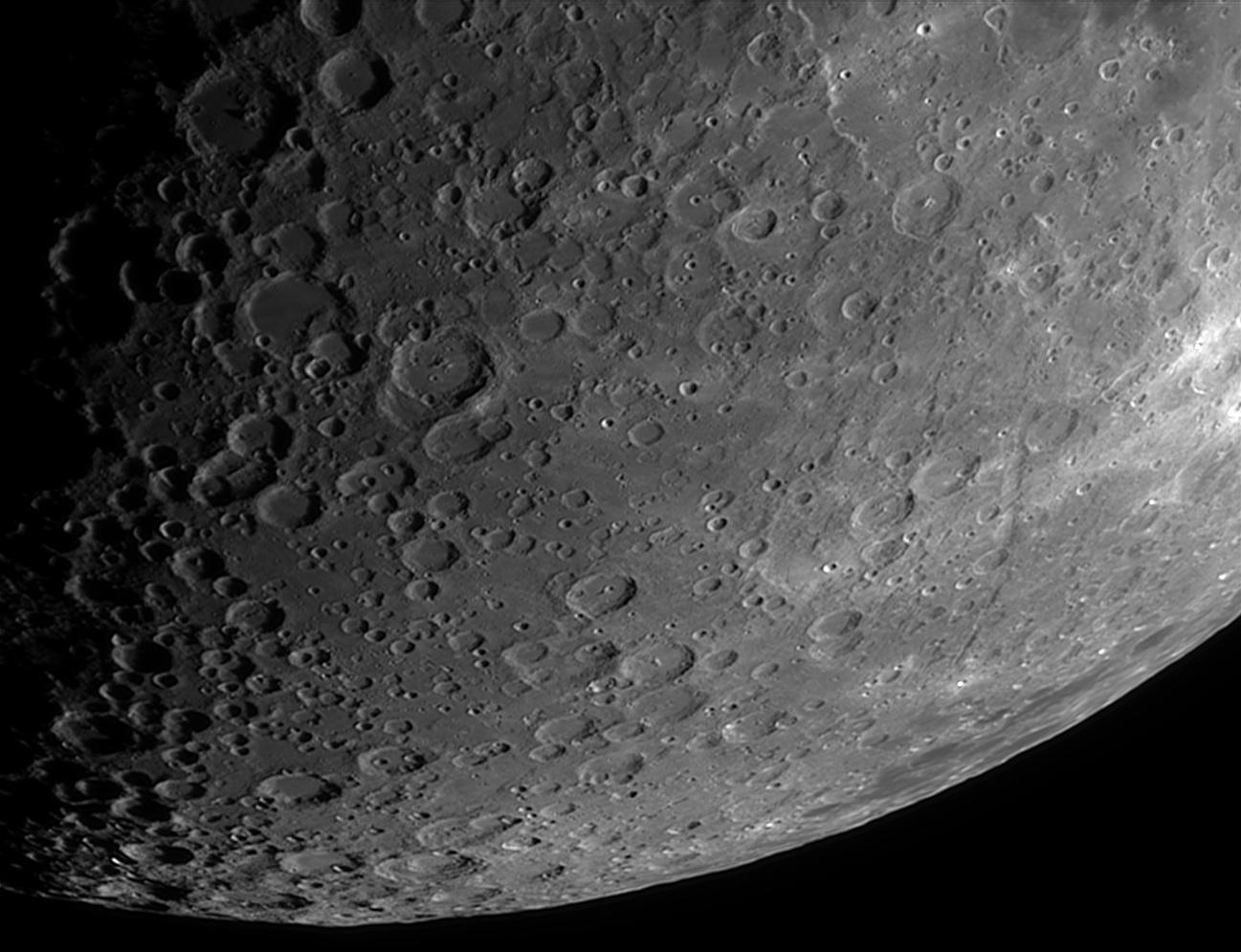 2023-05-27-2035_1-U-R-Moon.jpg.ed60d0205d01afabf9008dd7f4344872.jpg