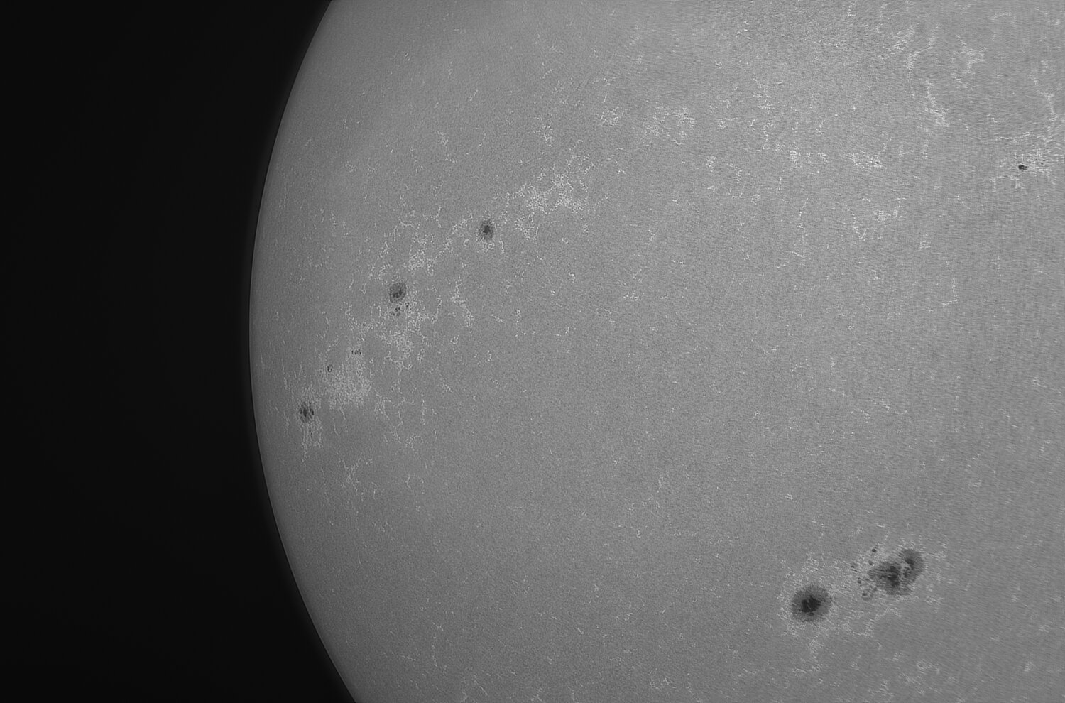 2023-05-28-1602_4-U-UV-Sun_lapl5_ap4756b.jpeg