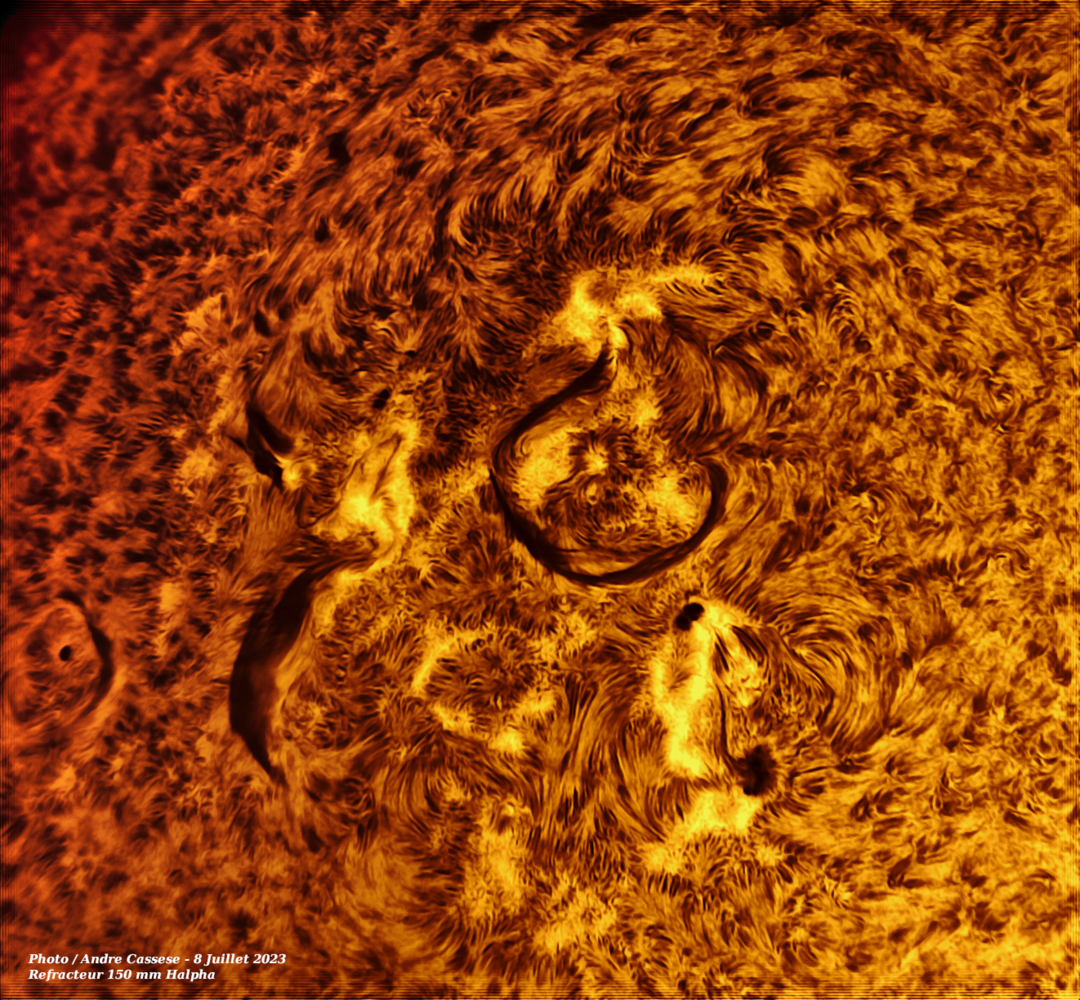 2023-07-08-1427_8-IR-Sun_Halpha_refracteur 150 mm halpha_100r_24T_1057reg.png