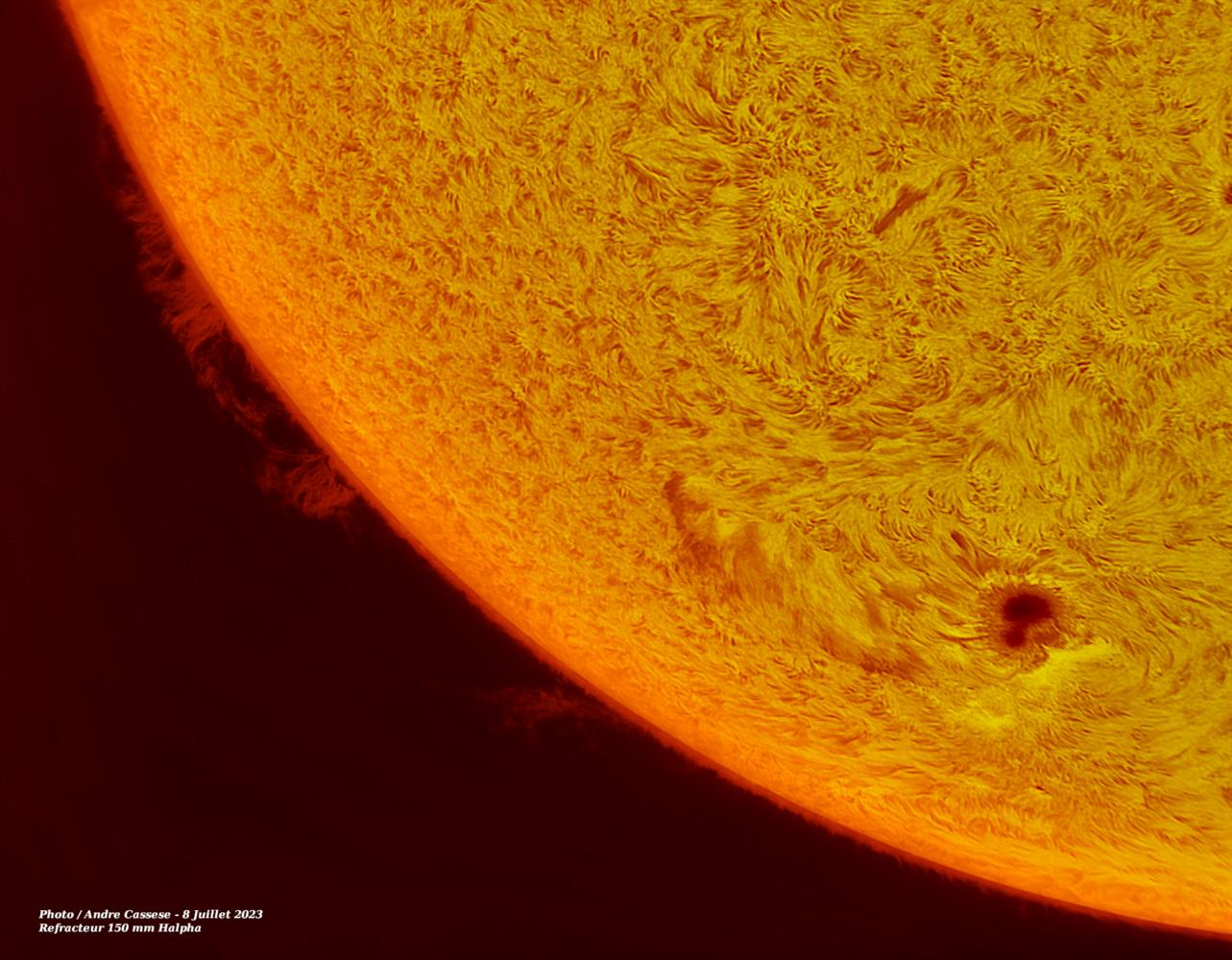 2023-07-08-1434_9-IR-Sun_Halpha_refracteur 150 mm halpha_100r_24T_827reg.png