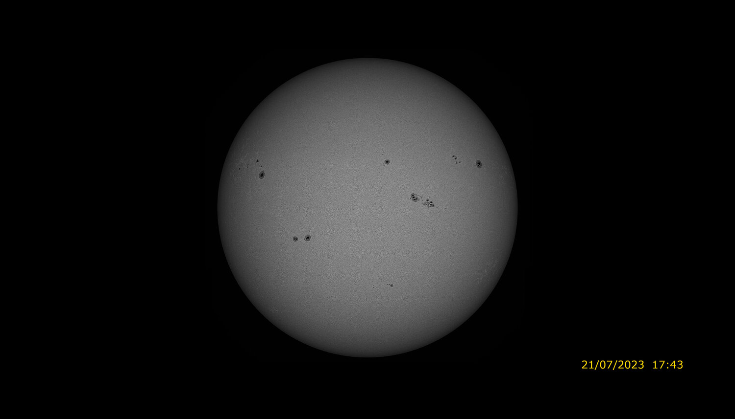 426 Fusion_continuum_mono.jpg