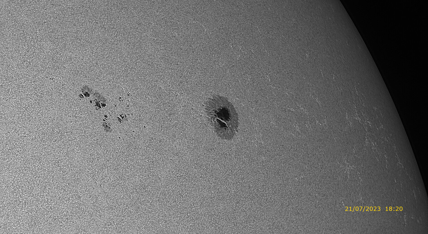 428 (4)_zoom_continuum_wavelets AS.jpg