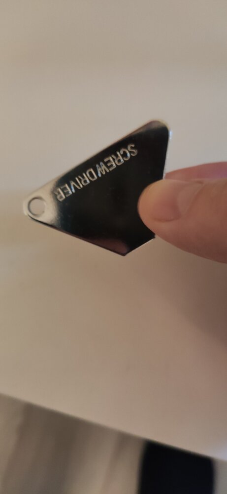 pièce métallique.jpg