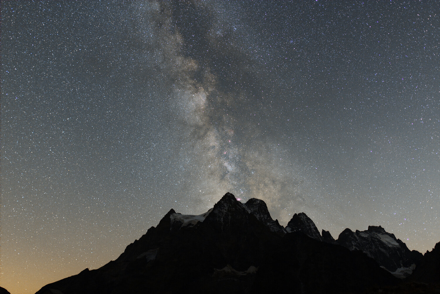 Pelvoux depuis Tuckett_nouveau flat.jpg