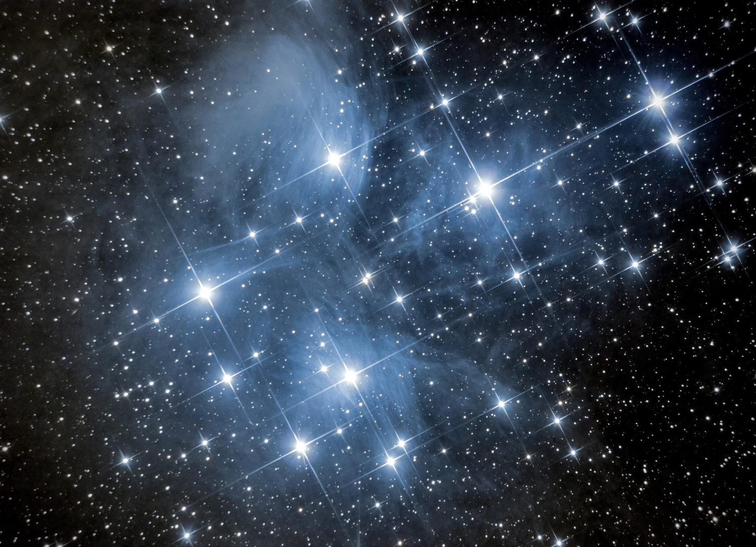 M45-V34-DeNoiseAI-low-light2.thumb.png.0931326c2b8a83614ffe18be6d6cb535.png