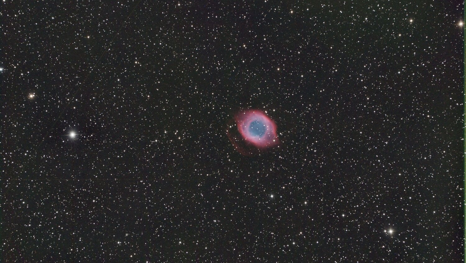 NGC7293hsmart.thumb.jpg.a978e5b4370354bee7e902195c8a2cab.jpg