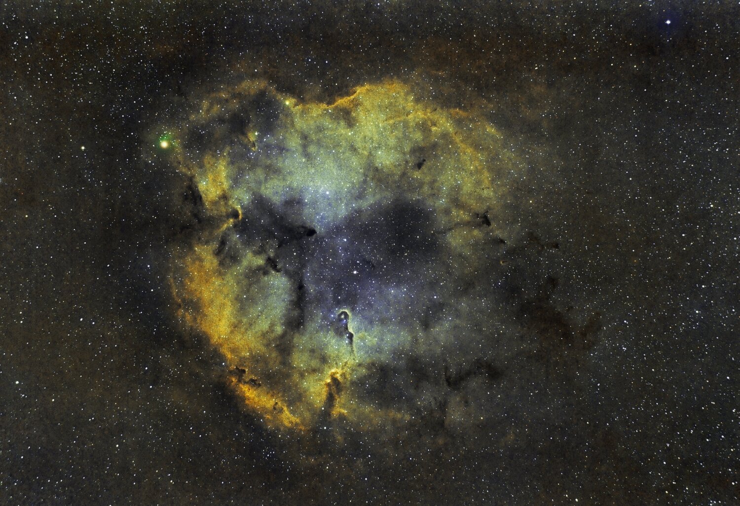 Ic1396_hubble.thumb.jpg.2dcd2f7c319bc298f1e13a63902dfd7b.jpg