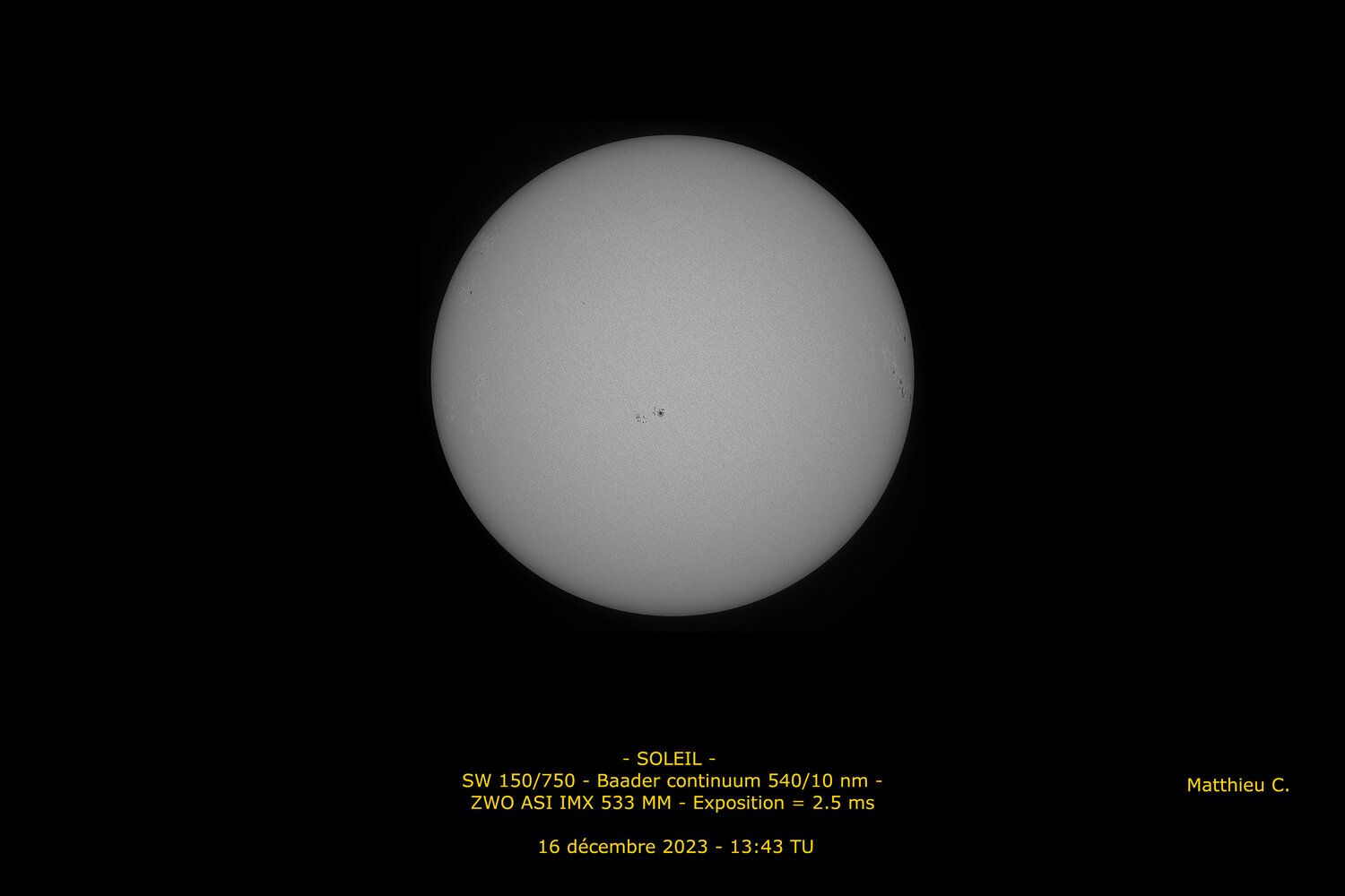 476 Full_continuum_mono.jpeg