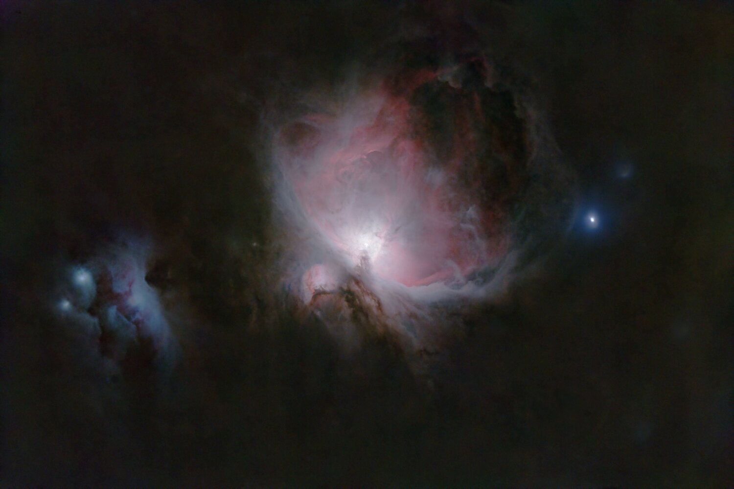 M42_starless.thumb.jpg.1400528355e325c295e78f64fbb0bc3e.jpg