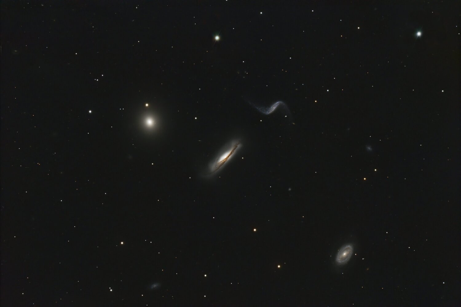 NGC3190.thumb.jpg.28857cef75360ff992f46757e459d259.jpg