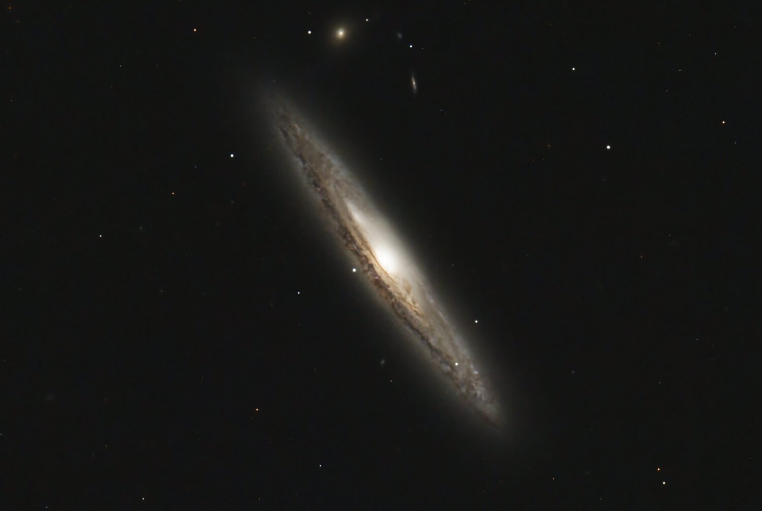 NGC4216crop.thumb.jpg.1e52609bed67e4dd1b19443b45fb654f.jpg