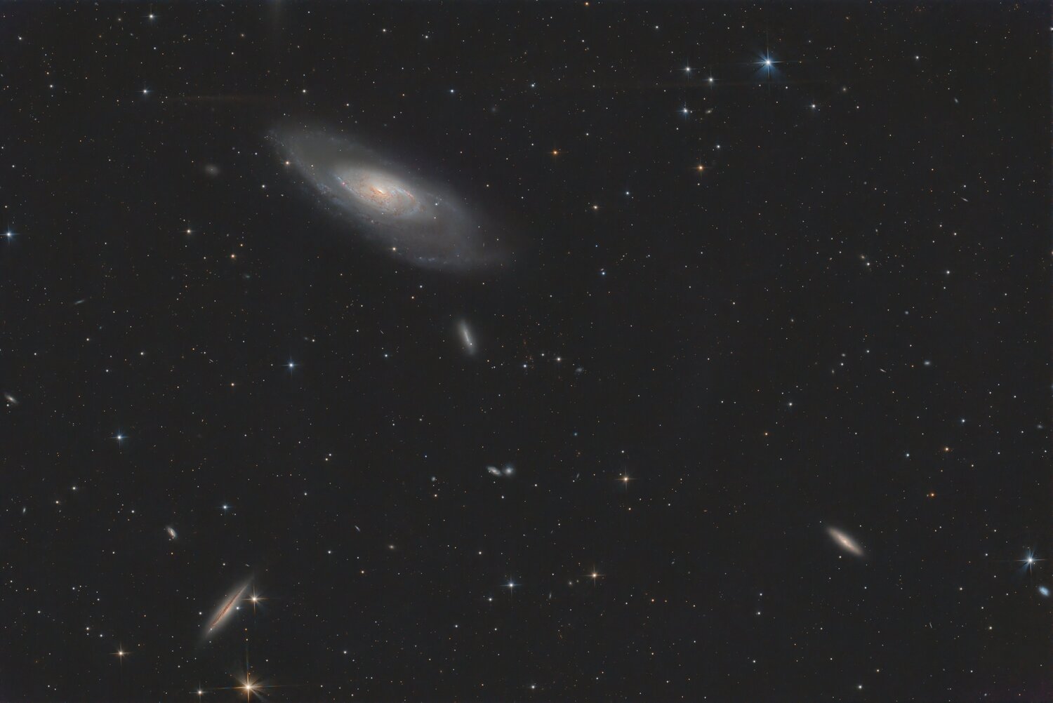 M106.thumb.jpg.09a633e2d9e5c31d181d56873ff32d5c.jpg