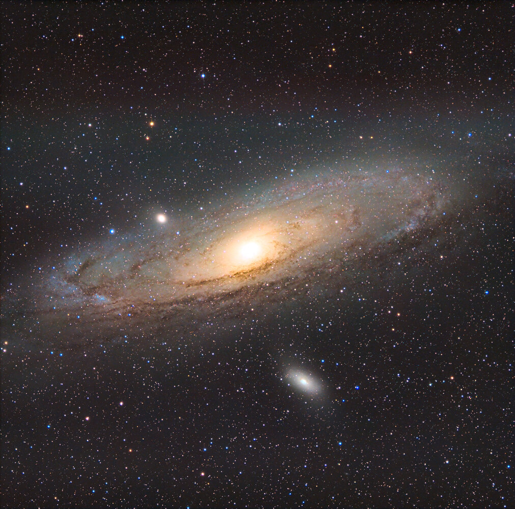 M31.jpg.5336eb41e3113dc98b52c32751508bd1.thumb.jpg.2df7d0892e2fbaa88a67a51b7cf152ff.jpg