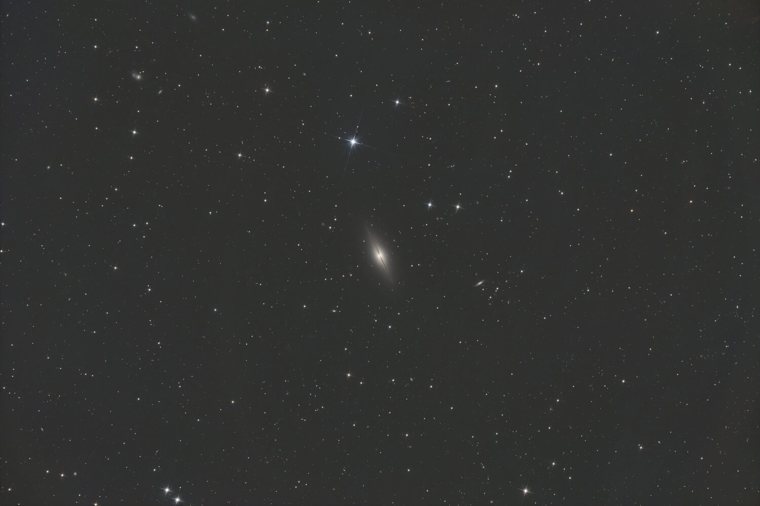 NGC7814full.thumb.jpg.cb59a58636e4e4b50ff2a76e173b9875.jpg