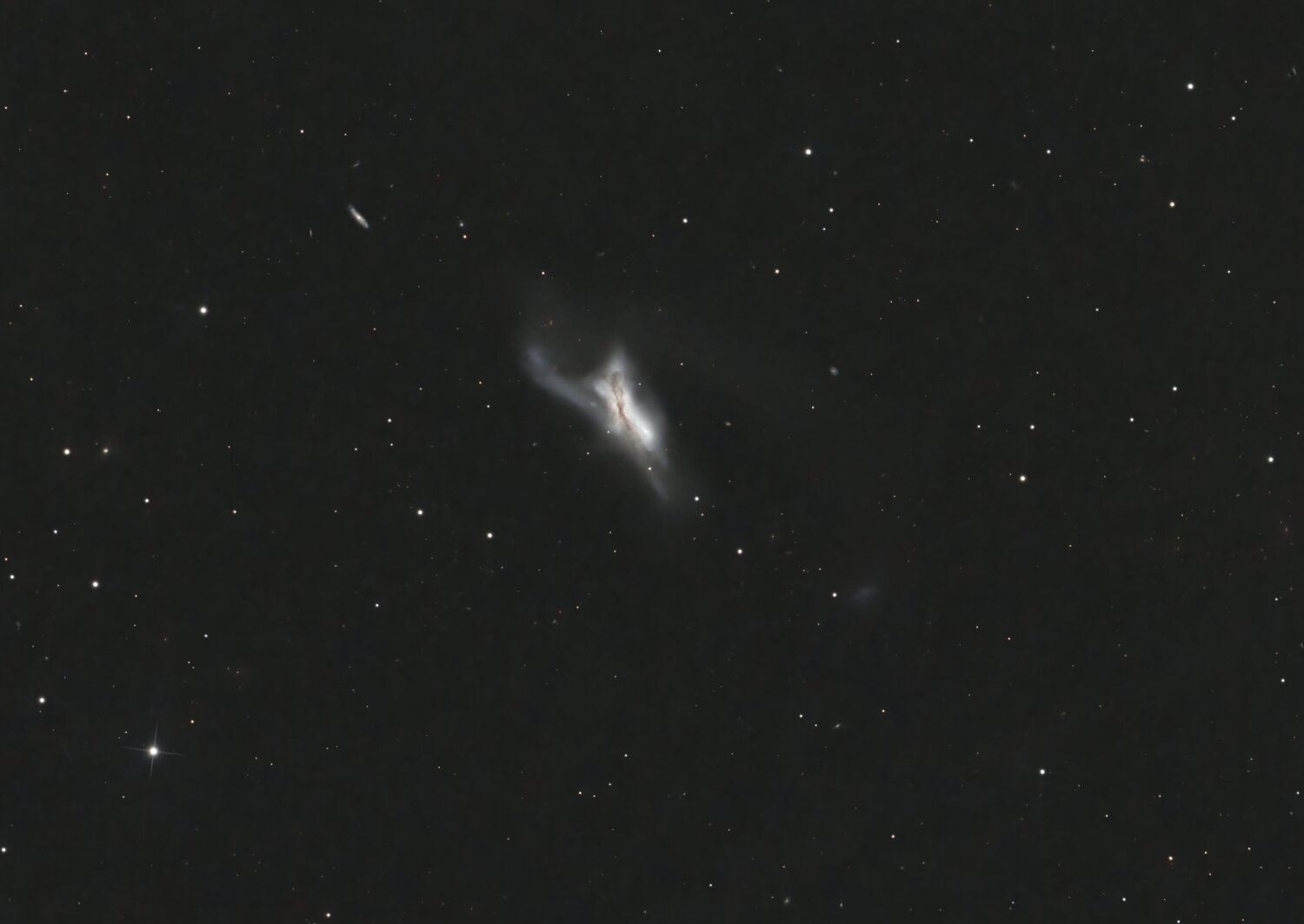 NGC520crop.thumb.jpg.46c9f86be254d796ffc4c8ce1069d633.jpg