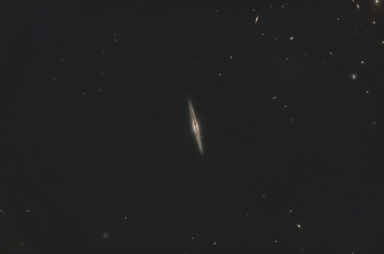 NGC891T350_starless.thumb.jpg.ce196be2ed3c2221682ec8a76d2f6e4d.jpg