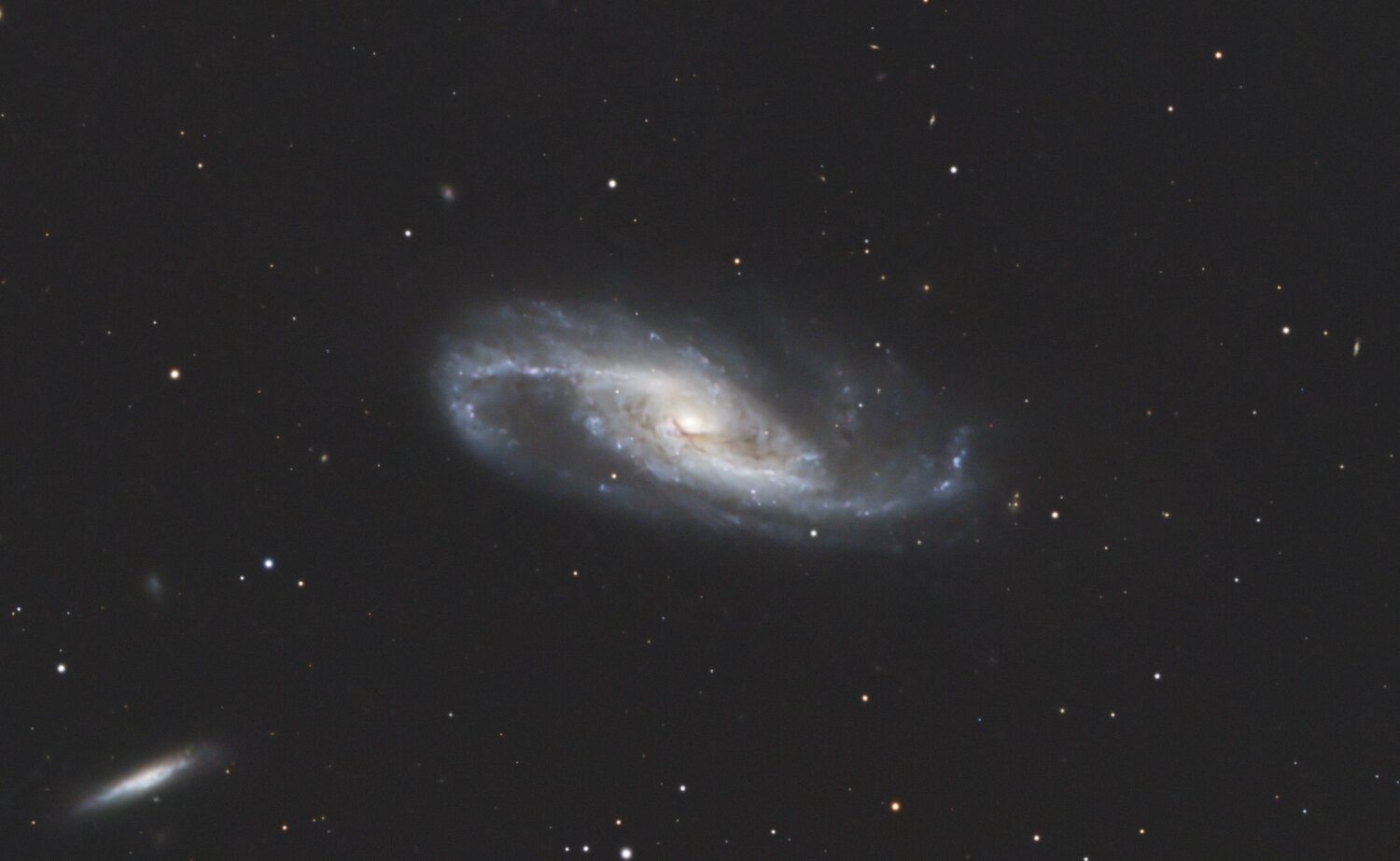 NGC4536_crop.thumb.jpg.8eae62d8d332cb34d7382559da6edb03.jpg