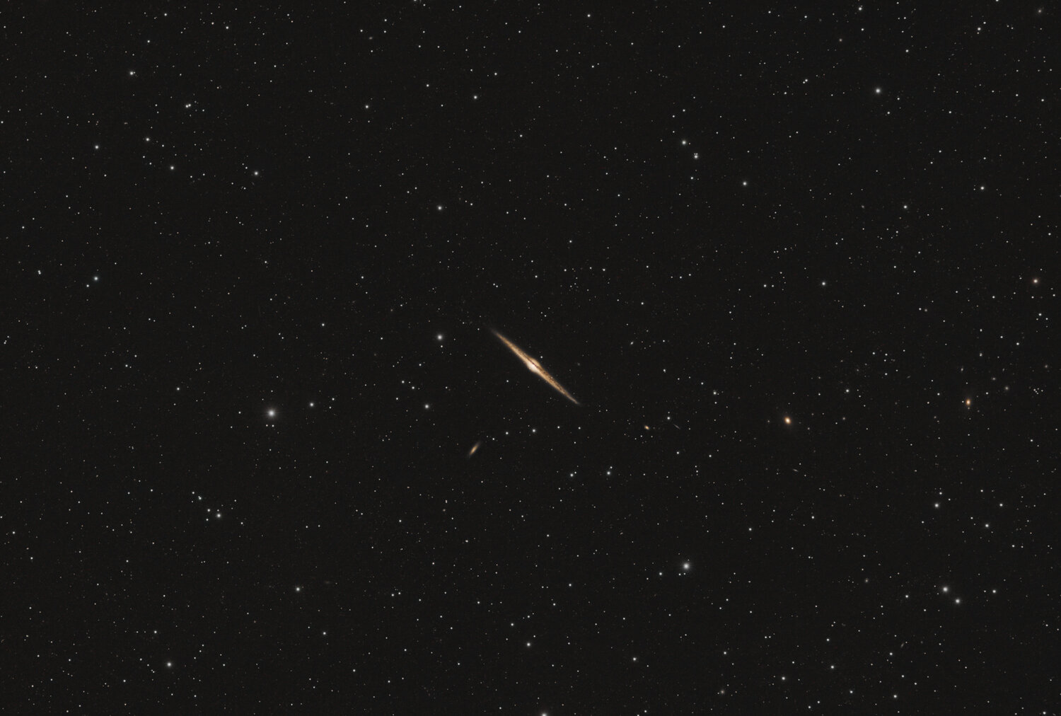 ngc4665.thumb.jpg.abef4e6aec1ceba6449353c3071aaea2.jpg